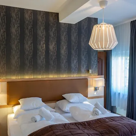 Hotel Klosterturm 2*